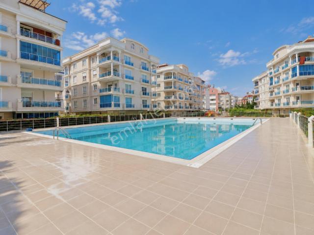 Türk Emlak Ofisinden Site İçinde Lüks 2+1 Kiralık Daire