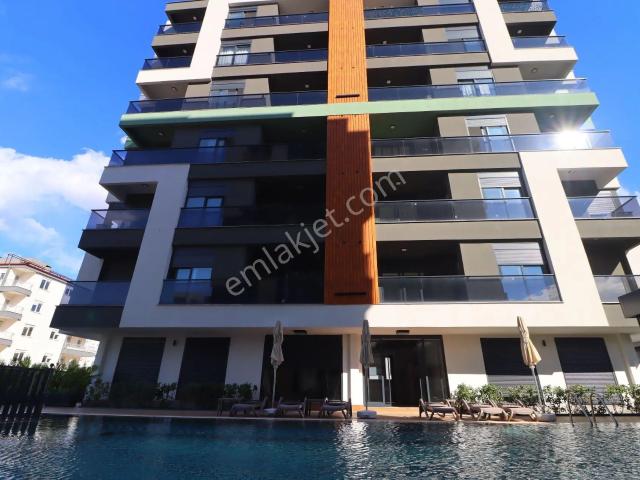 Türk Emlaktan Mazı Dağında Havuzlu Sıfır 1+1 Kiralık Daire