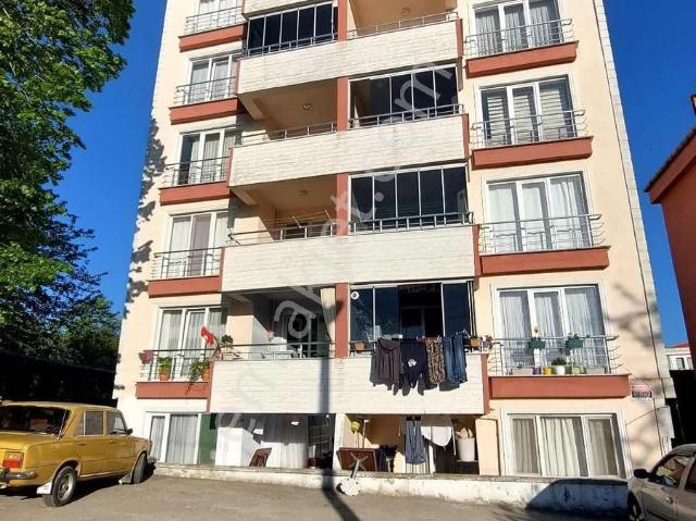 Türkan Emlaktan Çarşıya Yakın Ferah Daire