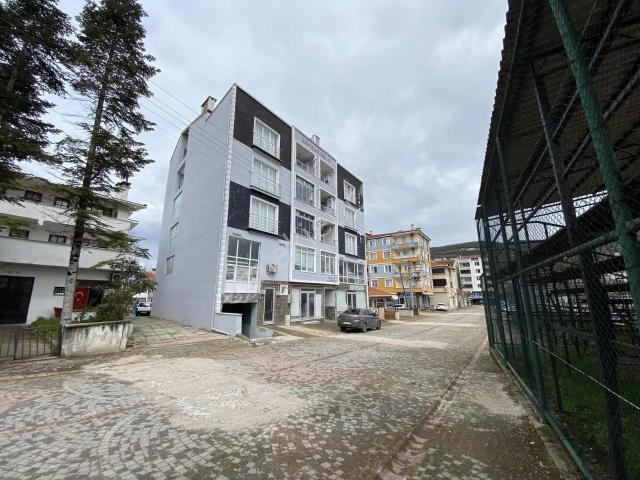 Türkan Emlaktan Hükümet Konağı Yanı 2+1 Satılık Daire