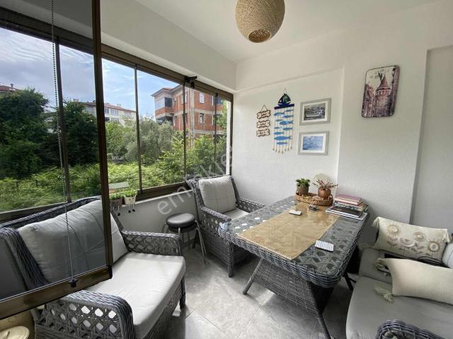 Türkan Emlaktan Sahilde 2+1 100 M² Satılık Daire
