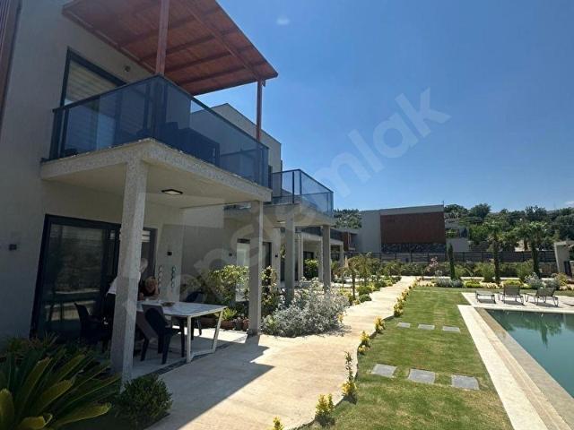 TÜRKBÜKÜ'NDE DENİZE YÜRÜME MESAFESİ KİRA GETİRİLİ 2+1 + 2+1