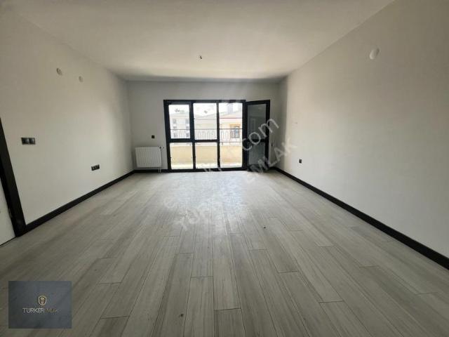 Türker Emlak 2.etap Toki Konutları 3+1 Köşe Kiralık Daire128m²
