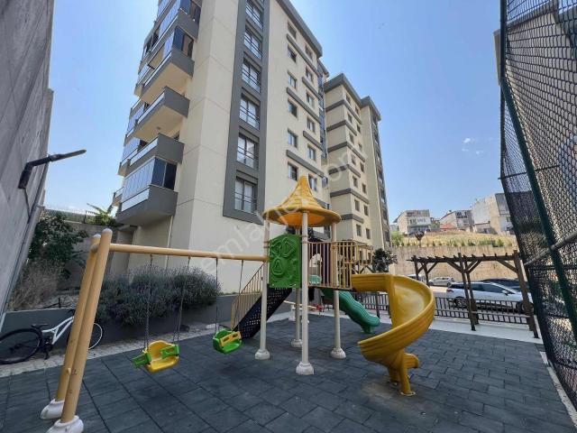 Türker Emlak Site İçi 2+1 90m2 Önü Açık Yeni Bina