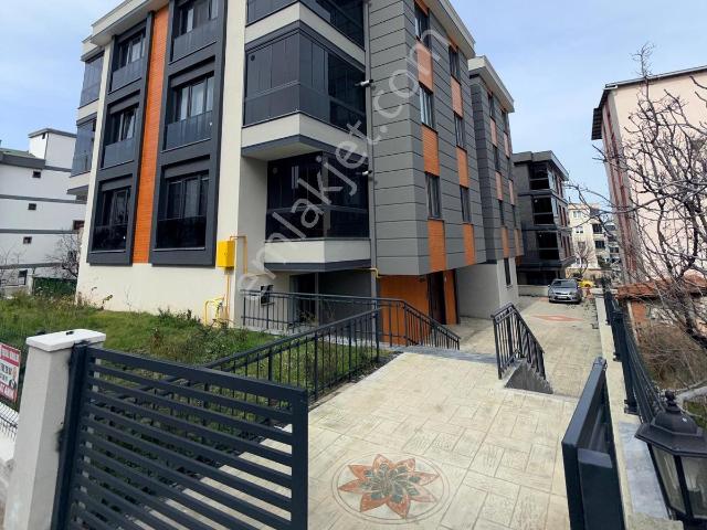 Türkiş'te Eşyalı, Cam Balkonlu, Yeni Binada 48 M2 Satılık 1+1