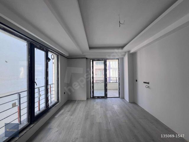 TÜRKİŞ ANAYOLA YAKIN LÜX SATILIK 1+1 DAİRE