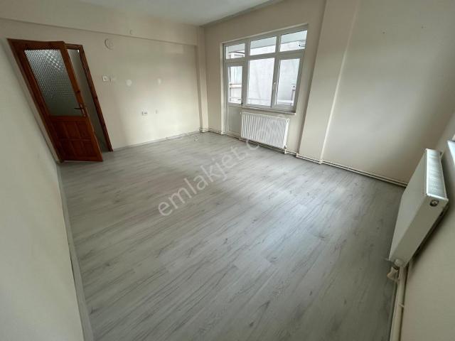 Türkiş Merkezi Konumda Kiralık Daire