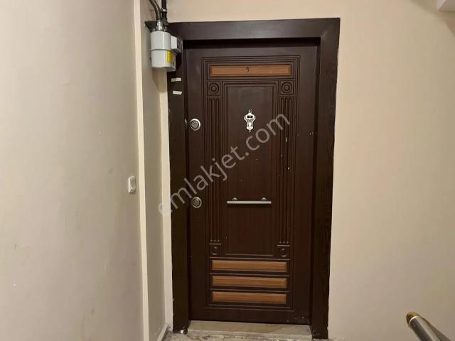 Türkiye Emlak İncirtepe Mh 2+1 Kredili 3.kat 80m² Daire Kod 2520