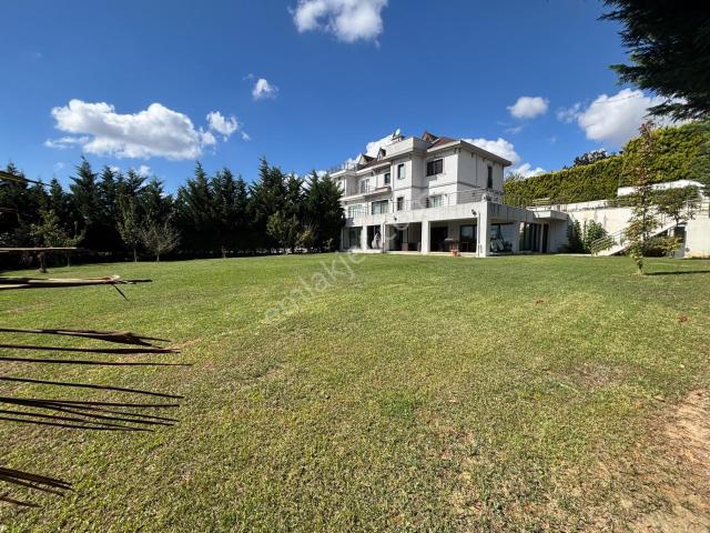 Türkoba Mah Lakeside Home Sitesinde Full Eşyalı 5+2 Lüks Villa