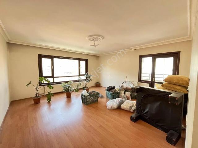 turkuaz Emlak* Boğaziçi Ana Cadde Dibi 3+1 Kiralık Daire
