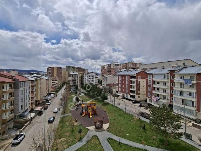 Kılavuzda Güney Cephe Yapılı Masrasız 3+1 Daire