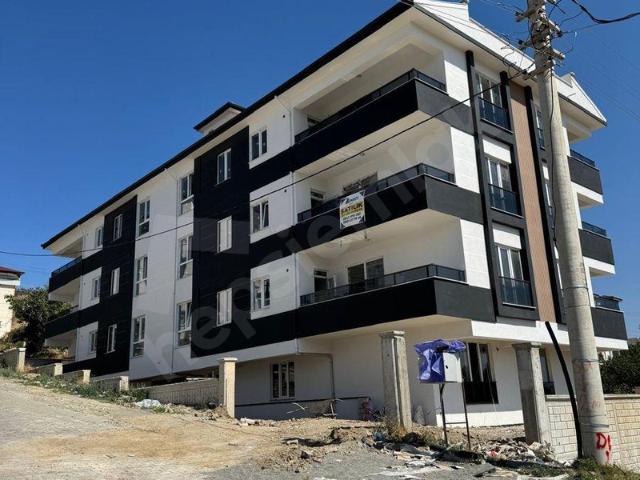 TURKUAZ GAYRİMENKUL'DEN KEMERKÖPRÜ ALTINDA 2+1 KÖŞE DAİRE