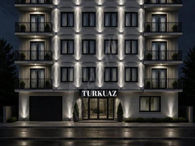 TURKUAZ'DAN MENDERES CADDESİ'NDE TOPRAKTAN 1+12+1 DAİRELER