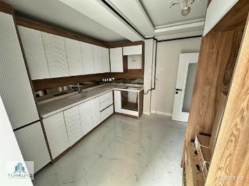 TURKUAZ'DAN F.ÇAKMAK MAH'DE CADDE ÜZERİNDE 1.KATTA 3+1 UYGUN FİYAT SIFIR DAİRE
