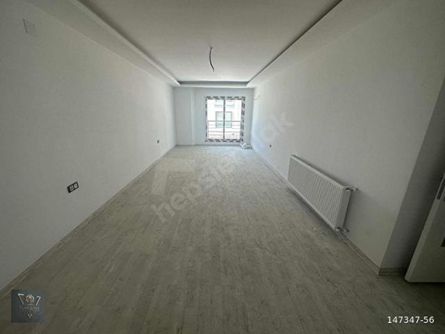 TÜRKZADE EMLAK'tan ÇARŞI İÇERİSİNDE KİRALIK DAİRE