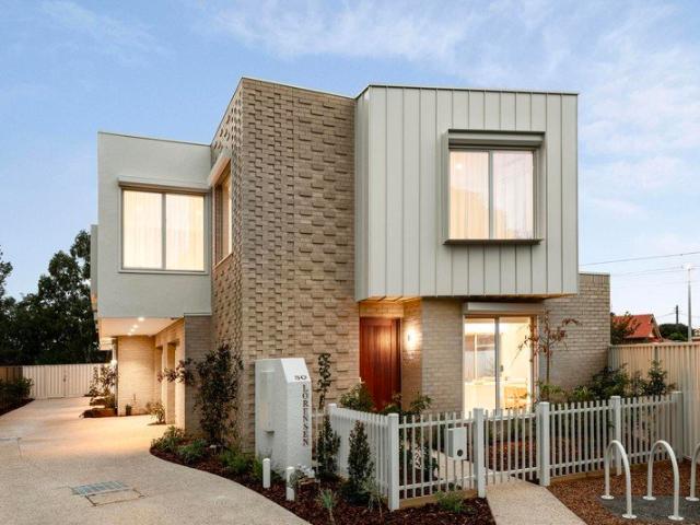 Turn key parkside luxury