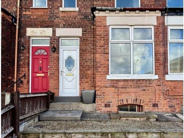 Turncroft Lane, Stockport SK1, 2 bed terraced house to rent, £1,190 pcm | PrimeLocation