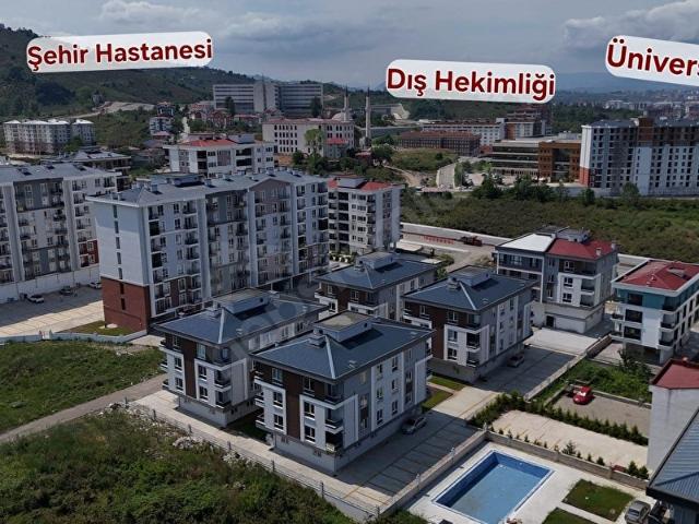 TURNASUYU CUMHURİYET KAVŞAGINDA 2+1 SİTE İÇİ KİRALIK