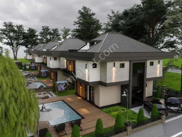 Turnasuyu'nda Müstakil Havuzlu 4+2 390 M2 Tripleks Satılık Villa