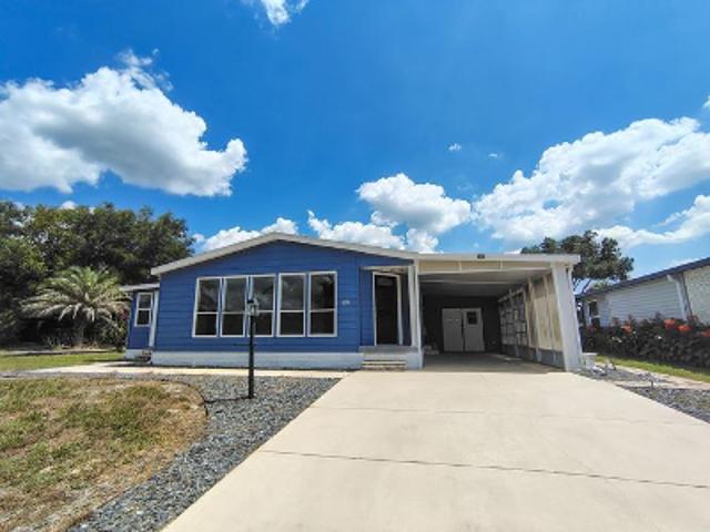 Turnberry Ln