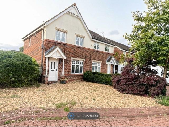 Turnberry, Whitley Bay NE25, 3 bed semi detached house to rent, £1,300 pcm | PrimeLocation