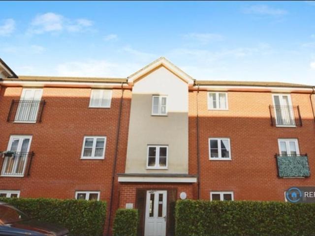 Turner Court, Watford, WD24 2 bed flat to rent £1,650 pcm £381 pw