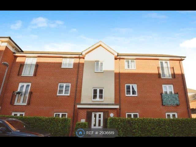 Turner Court, Watford WD24, 2 bed flat to rent, £1,650 pcm | PrimeLocation