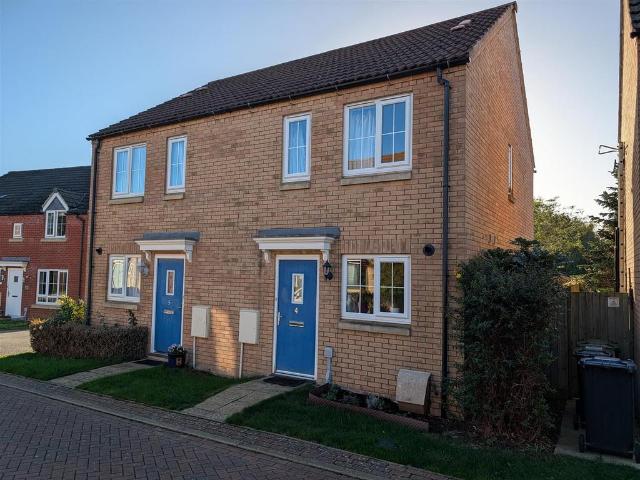 Turner Drive, Ely CB7 2 bed semi detached house to rent £1,150 pcm £265 pw