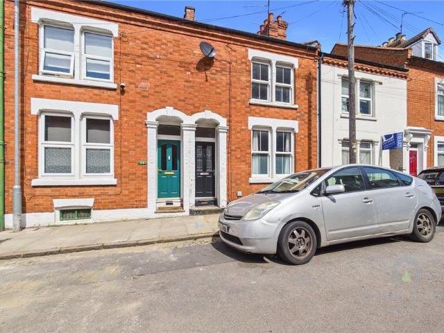 Turner Street, Northamptonshire NN1 3 bed terraced house to rent £1,150 pcm £265 pw
