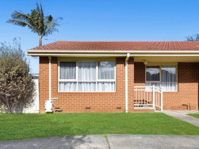 Turnkey and Tidy in the Perfect Lifestyle Position