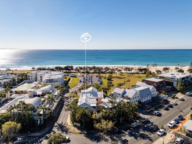 Steps from Main Beach 365 Day Holiday Letting Approved