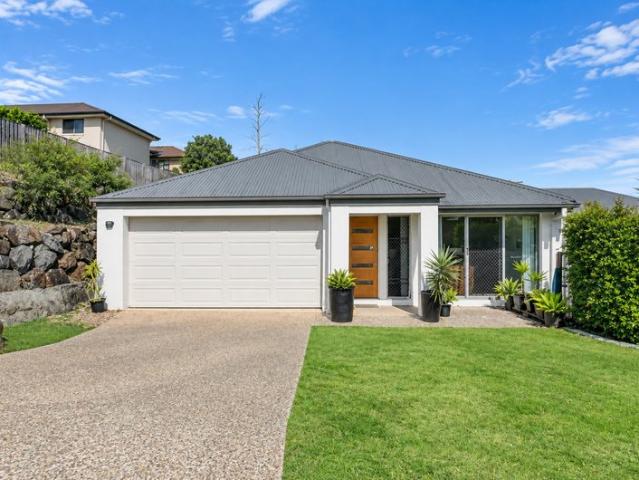 Turnkey Duplex Offering Strong Rental Appeal & Low Maintenance Living