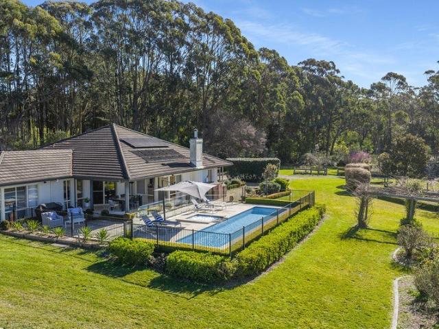 Turnkey Luxury & Resort Style Living in Fitzroy Falls