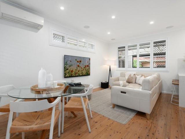 Turnkey Villa in Prime Location, Beautifully Renovated for Modern Life