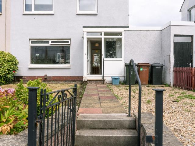 Turnhouse Road, Edinburgh EH12, 2 bed terraced house to rent, £1,650 pcm | PrimeLocation
