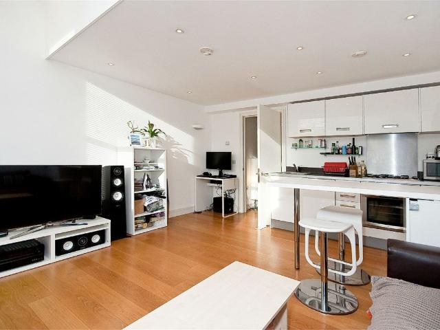 Turnmill Street, Clerkenwell EC1M, 1 bed flat to rent, £2,600 pcm | PrimeLocation