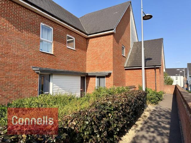 Turnpike Lane, HORSHAM, RH12 2 bed apartment to rent £1,650 pcm £381 pw