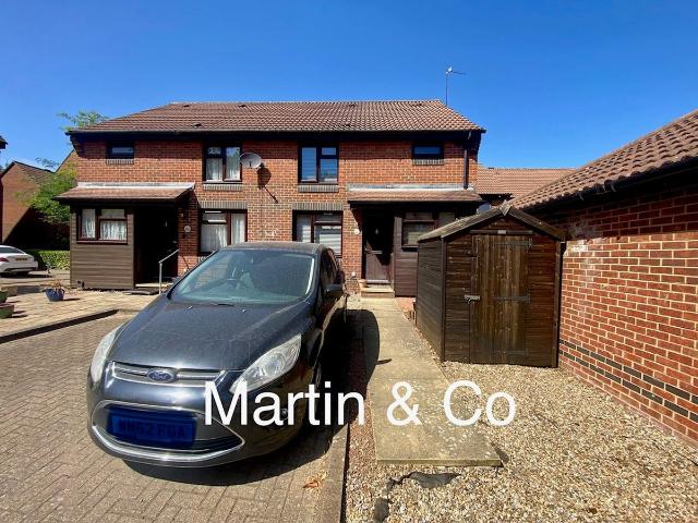 Turnpike Lane, Sutton SM1, 1 bed end terrace house to rent, £1,450 pcm | PrimeLocation