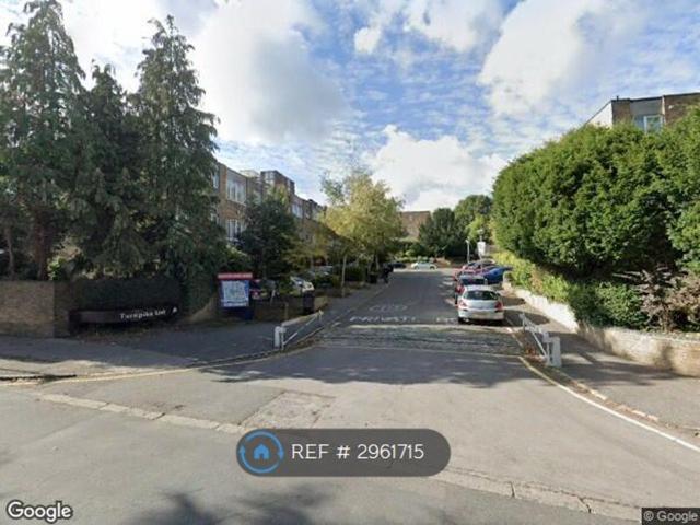 Turnpike Link, Croydon CR0, 2 bed maisonette to rent, £1,800 pcm | PrimeLocation