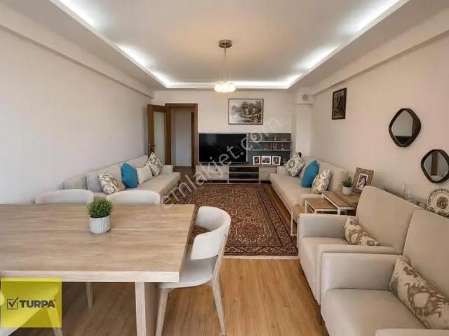 Turpa Balçovadan Okyanus Koleji Karşısı Satılık 3+1 Daire