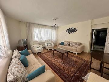 Turpa Balçovadan Agora Avm Karşısında Eşyalı Kiralık Daire