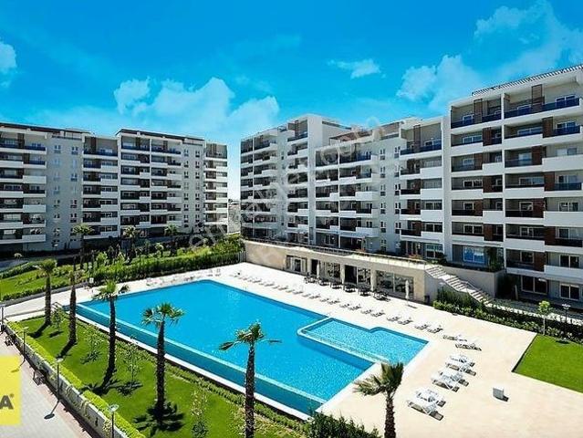 Turpa Lotus'tan Triyanda Masal Sitesi'nde 3+1 Kiralık Daire