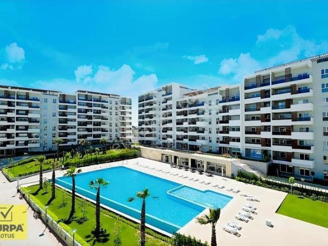 Turpa Lotus'tan Triyanda Sitesi'nde Çift Cephe 3+1 Kiralık Daire