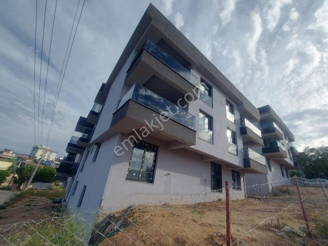 Turpa Lotus'tan Pancar Izban Yakını 2+1 Sıfır Daire