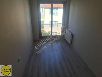 Turpa Sönmezden Migros Yakını, Geniş Salonlu 2+1 Kiralık Daire