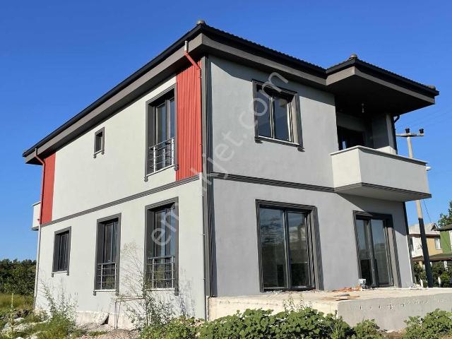 Turpaözka355'den Miliç Sahile 100 Metre Satılık Villa