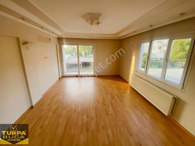 Turpa'dan 3+1 D.gazlı 130m2 3 Cepheli Daire Buca Bld.itfaiye Ykn
