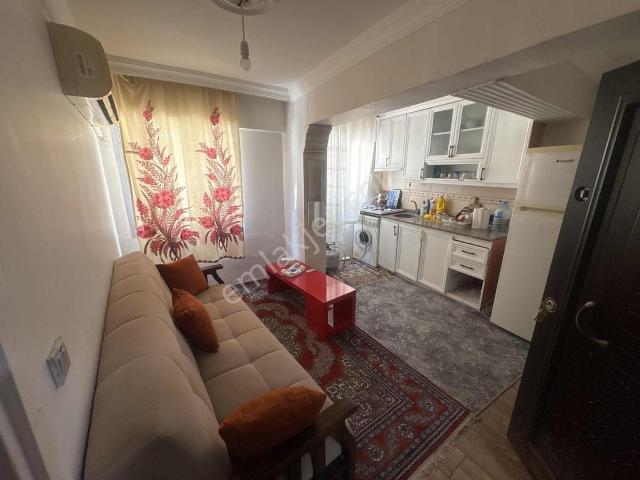 Turpa'dan Bahçelievler'de Kiralık 1+1 Eşyalı Daire