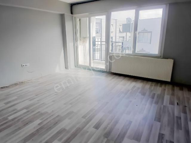 Turpa'dan Polat Caddesi Üzeri 2+1 Kiralık Daire