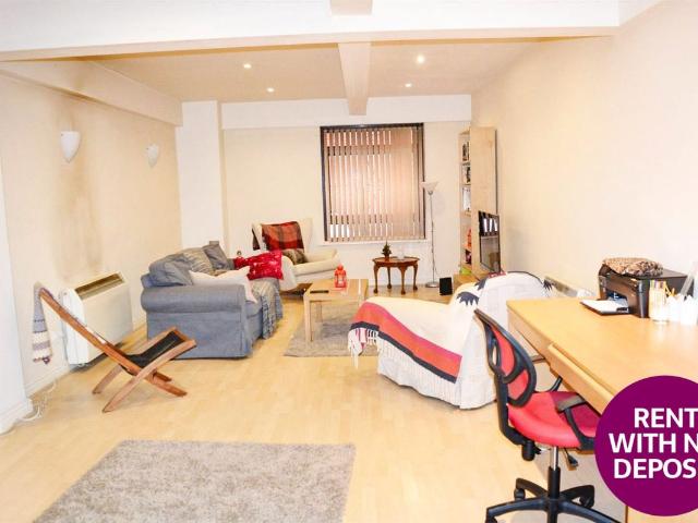 Tuscany House, 19 Dickinson Street, City Centre, Manchester M1, 2 bed flat to rent, £1,400 pcm | PrimeLocation